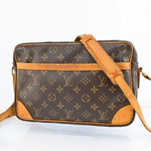 Auth Louis Vuitton Trocadero 30 #44932L40B